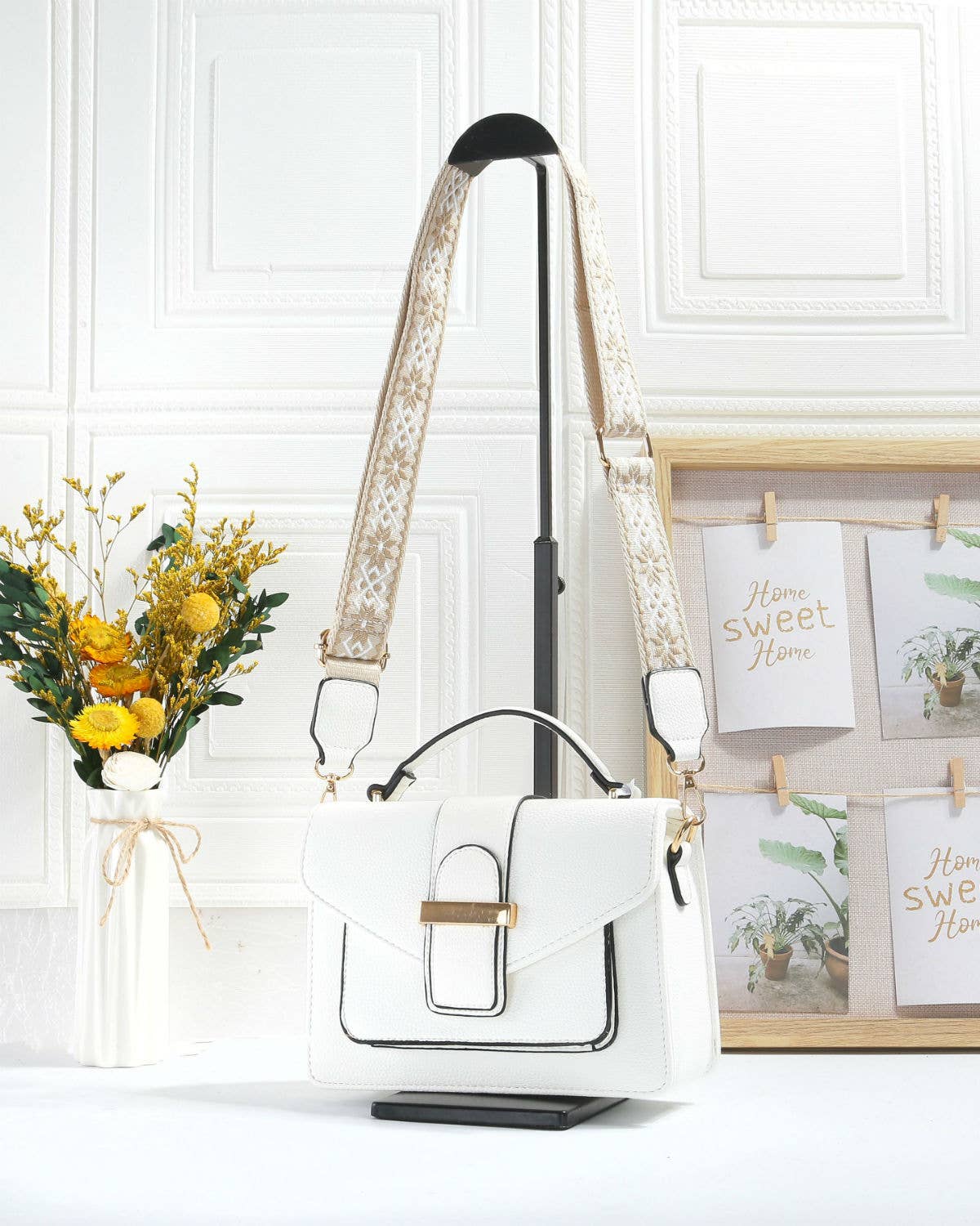 A7807-Crossbody/Grab bag with pocket on the front and buckle