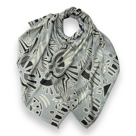 Geometrical printed scarf